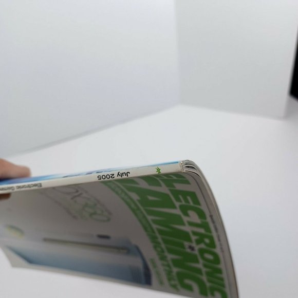 Electronic Gaming Monthly Mag XBox 360 Preview 05 Issue 193 *MIN WEAR - Picture 9 of 14